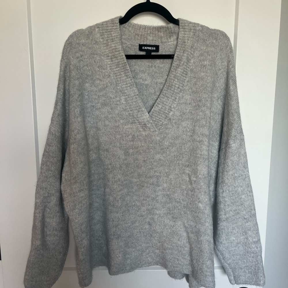 Express Light Gray V-Neck Sweater